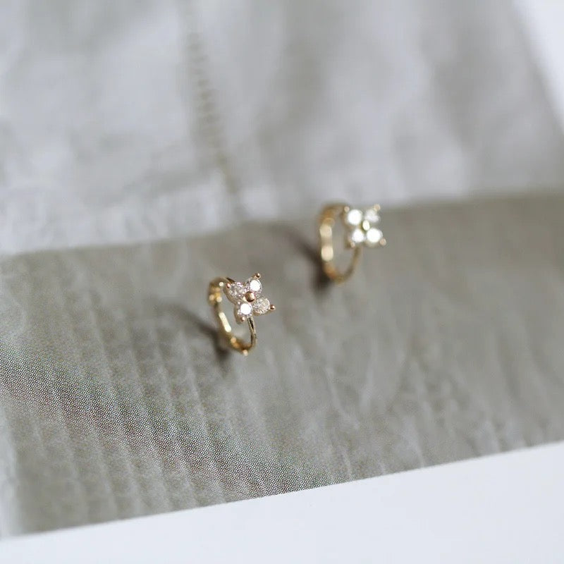 Flower Huggies (gold-plated 925 sterling silver)