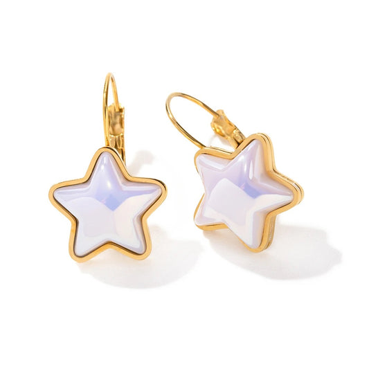Mermaid pearl star earrings in white